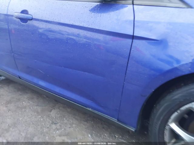 Ford Focus Se Image 9