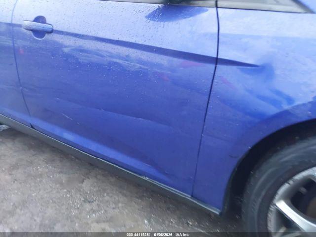 Ford Focus Se Image 9