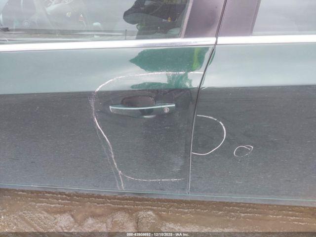 Chevrolet Cruze 1lt Auto Image 12